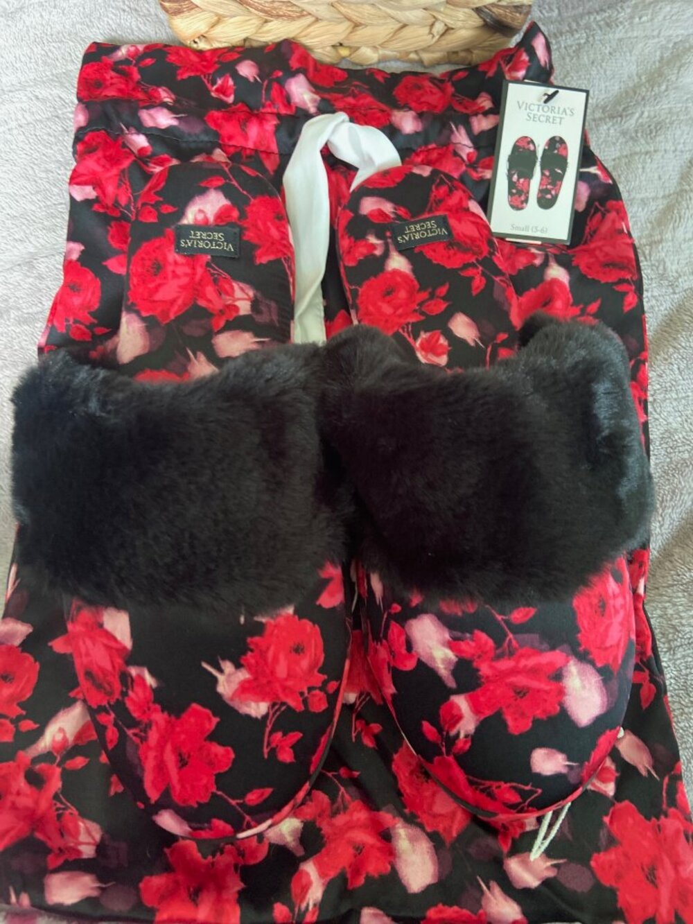 Victoria Secret Slippers - Picture 2 of 4